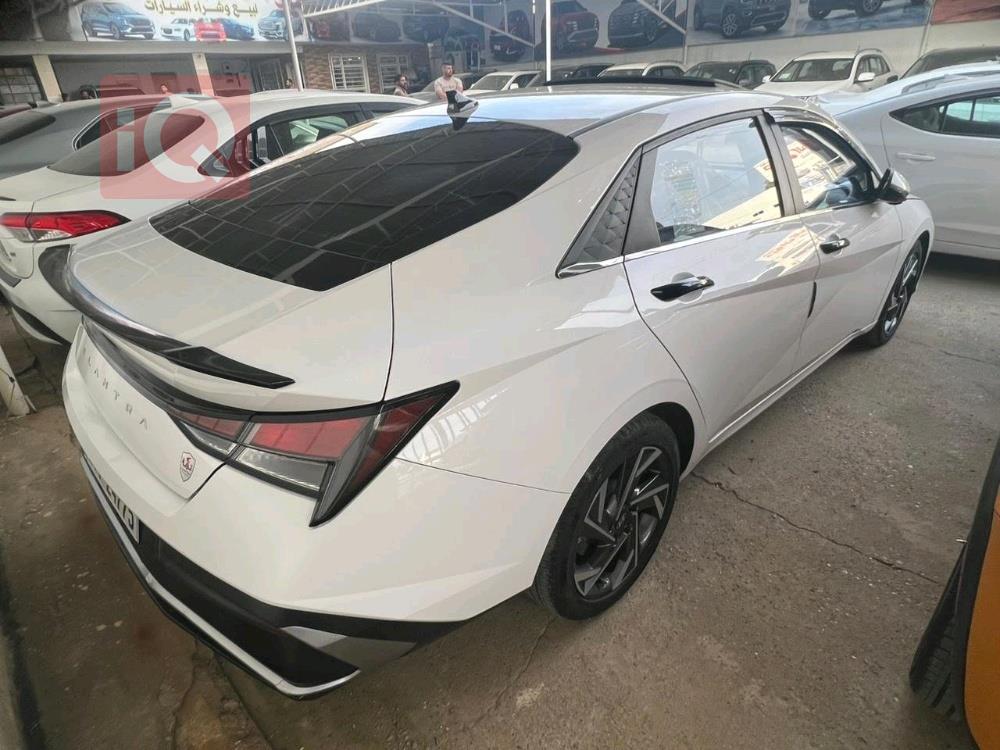 هيونداي النترا